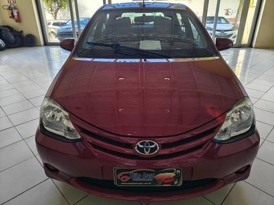 TOYOTA ETIOS 1.5 PLATINUM 16V FLEX 4P MANUAL TOYOTA ETIOS 1.5 PLATINUM 16V FLEX 4P MANUAL